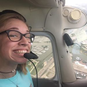 Meet your Posher, Niki